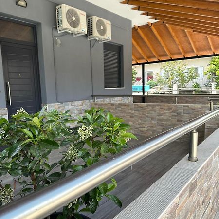 Grey Pearls Apartments Nea Vrasna Exterior photo
